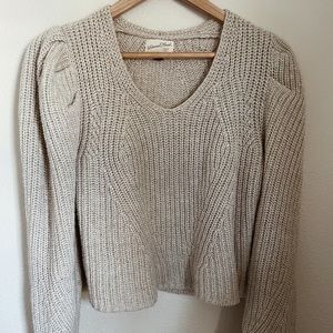 Puffed sleeve sweater